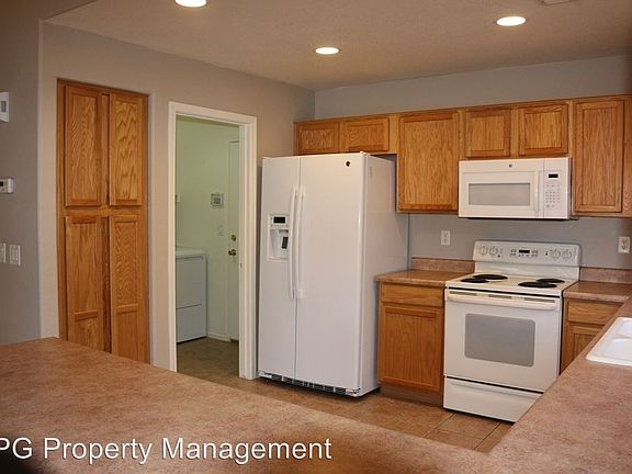 5th image of 14055 N 134th Ln