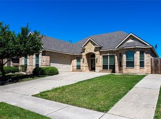 121 Parkside Rd, Forney, TX 75126