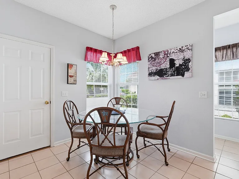 149 Lazy Daisy Dr — Photo 6