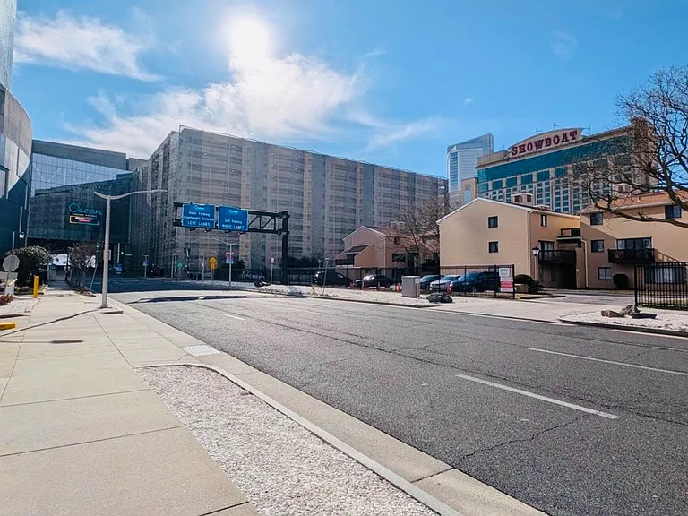 600 Pacific Ave #C103 — Photo 12