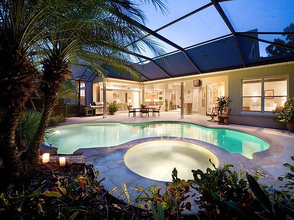 Gorgeous  pool and spa with rock waterfall!