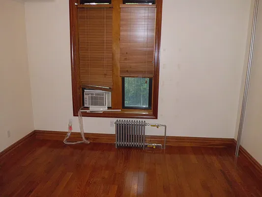 Rented by Maximus Realty Group | media 22