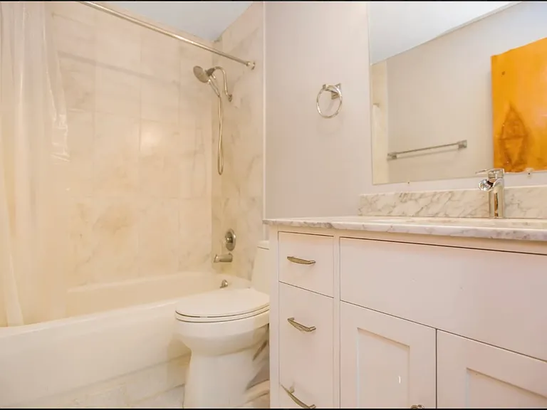 120 Joice St — Photo 9