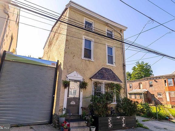 5th image of 234 W Queen Ln