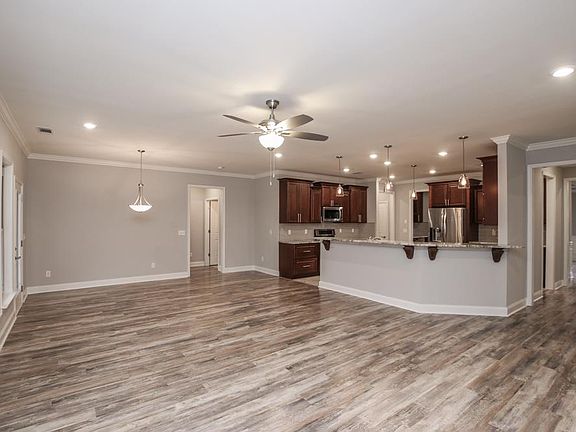 4th image of 4948 Saint Ives Dr