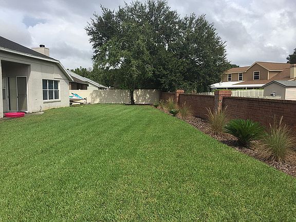 5th image of 1133 Cardinal Creek Pl