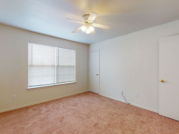 5th image of 2805 Kerrville Ct APT B