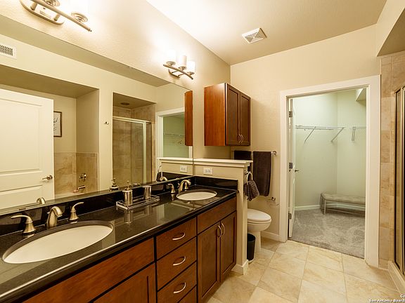 4th image of 7342 Oak Manor #7202
