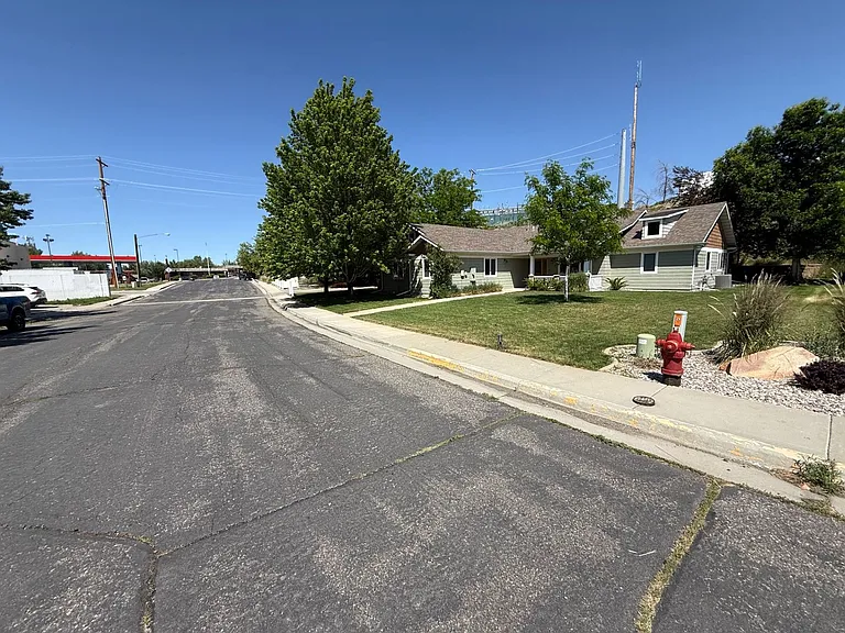 230 River Pl — Photo 55