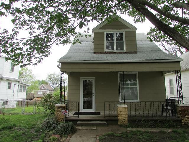 1st image of 527 S Denver Ave