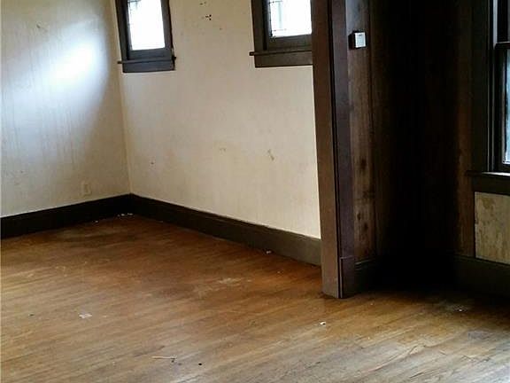 4th image of 231 Hazelwood Ave