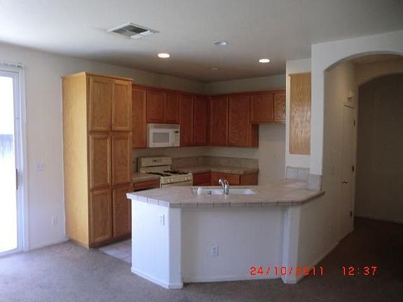 3rd image of 4238 Burgess Dr