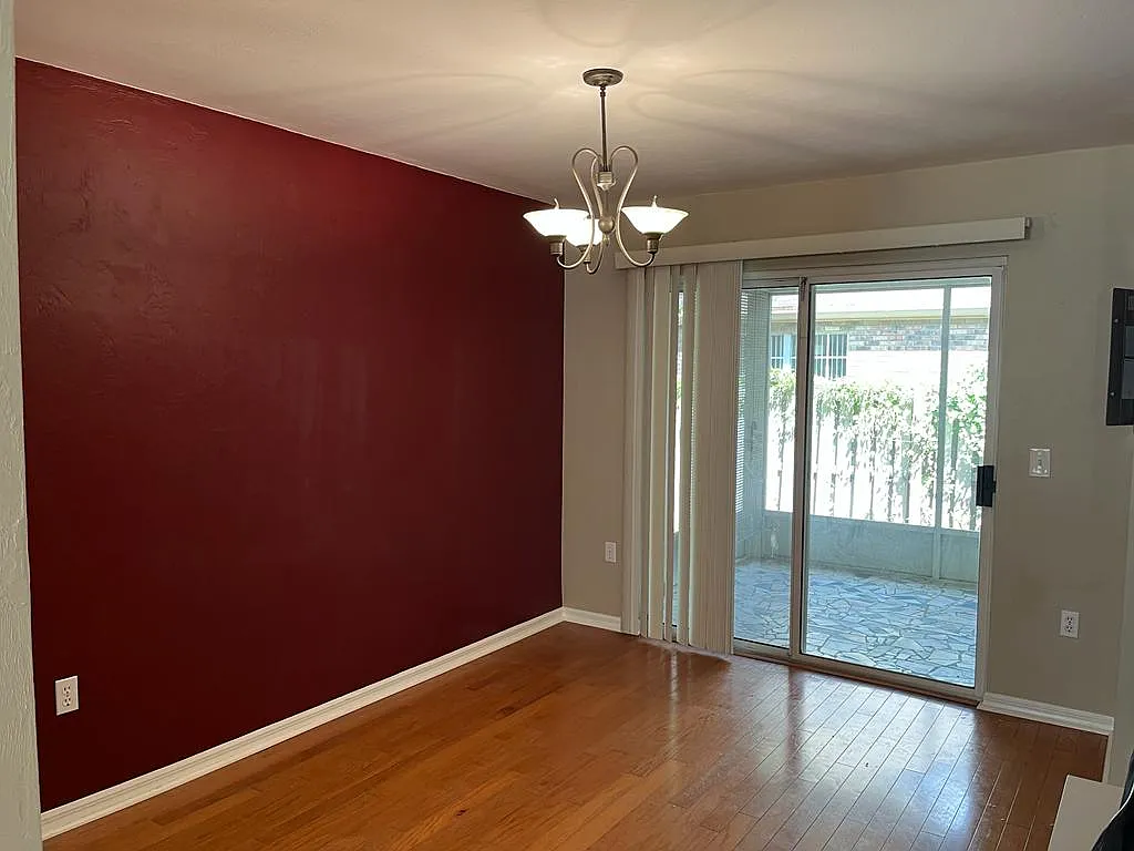 Building Photo - 5255 SW 97th Way