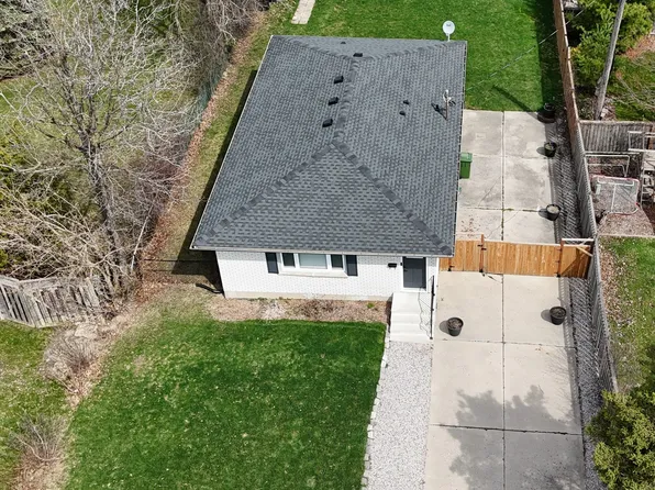 3 Brinkman Ct, Saint Thomas, ON N5P 2G6