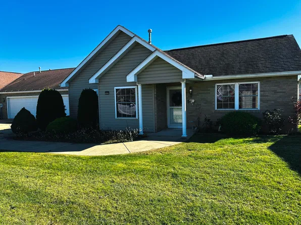 53 Par Dr, Punxsutawney, PA 15767