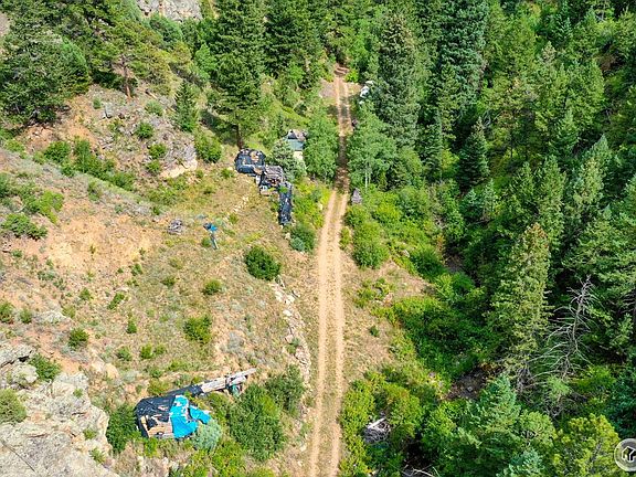 3rd image of 10861 Fourmile Canyon Dr
