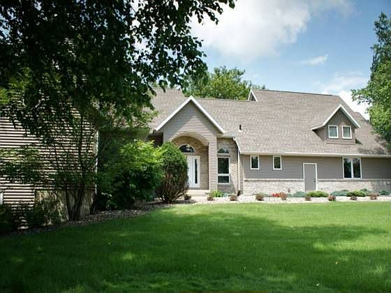2nd image of 3701 Beaver Ridge Cir