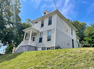 1430 Jersey Ridge Rd #1/2, Davenport, IA 52803