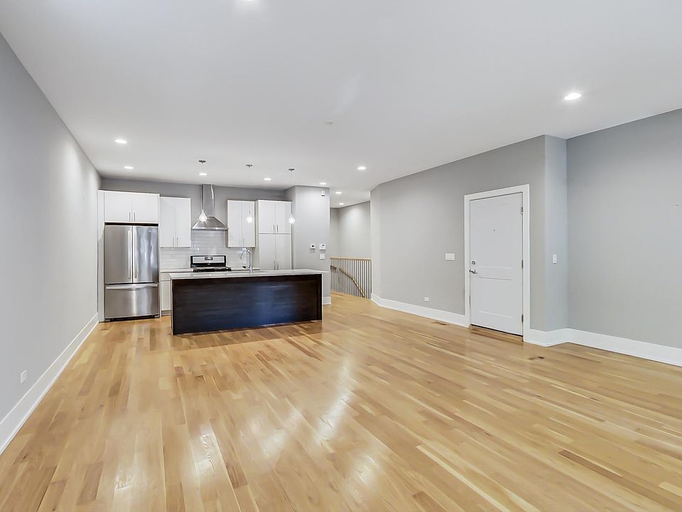 1st image of 1513 W Sunnyside Ave #1E