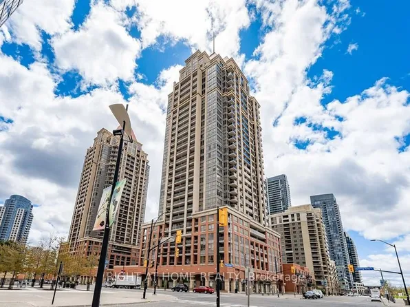 4090 Living Arts Dr #607, Mississauga, ON L5B 4M8