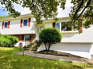 21 Hampshire Dr, Washingtonville, NY 10992