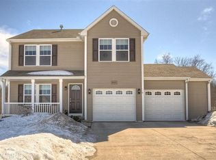 8727 Rainbows End Rd SE, Caledonia, MI 49316