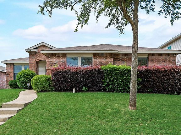 2nd image of 1504 Greenbrook Dr