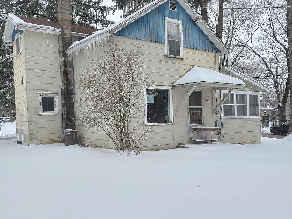 2nd image of 8627 392nd Ave