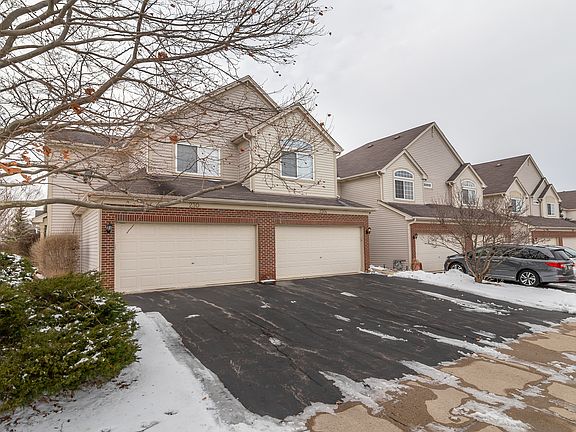 2nd image of 230 Courtland Dr Unit E