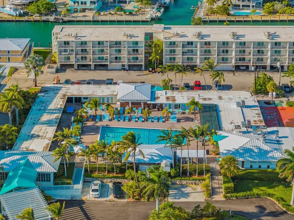 21 Sombrero Blvd APT 210, Marathon, FL 33050