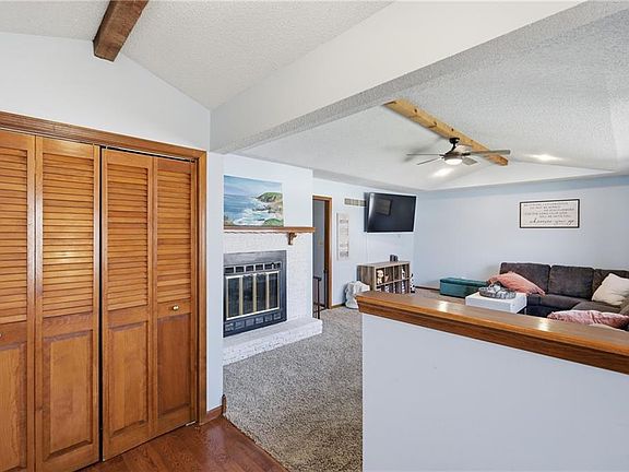 4th image of 1905 SW 3rd St