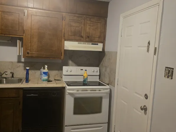 135 Delano Dr, Jackson, MS 39209