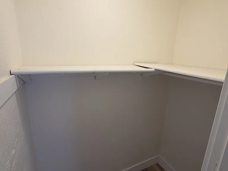 1345 S Flower St — Photo 12
