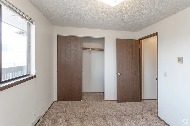 Crosspointe Apartments — Photo 3