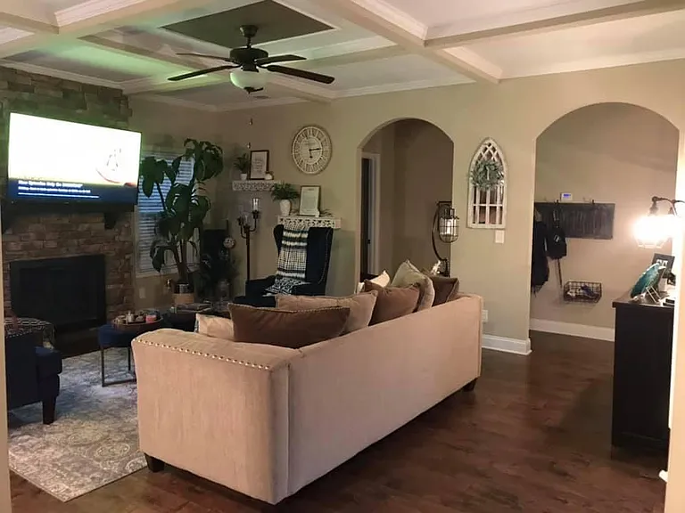 179 Melbourne Dr — Photo 8