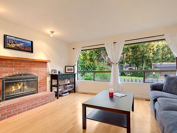 2nd image of 44018 SE 143rd St