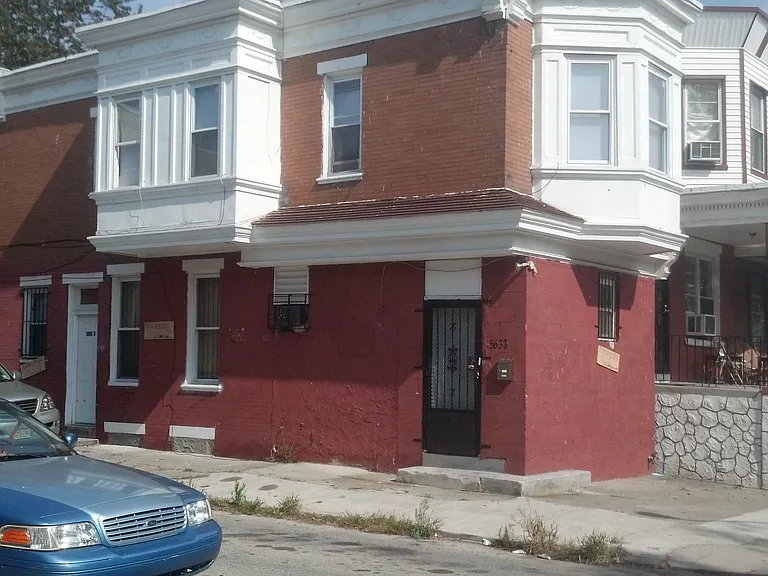 5633 Elliott St — Photo 3