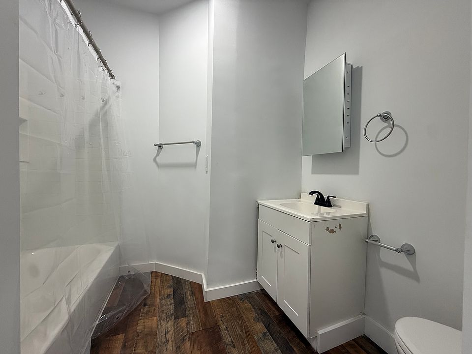 1st image of 110 Partition St #2