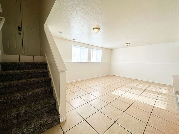 4th image of 1678 W 150 N APT A