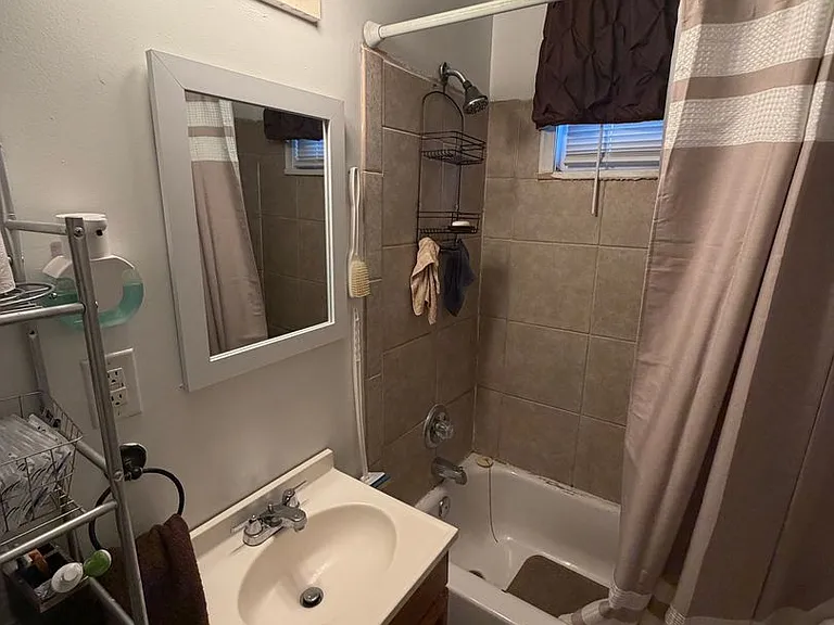 3212 Barton Ave — Photo 15
