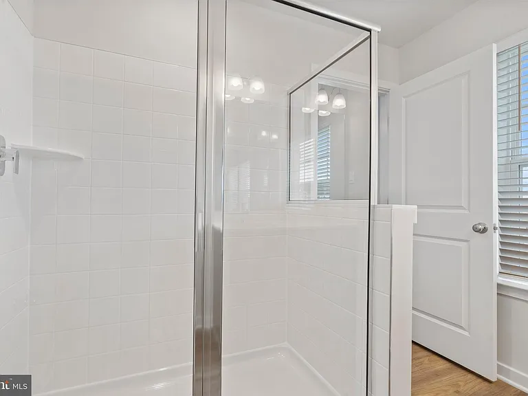 16639 Green Glade Dr — Photo 25
