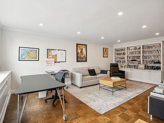 3rd image of 32 Gramercy Park S #16C