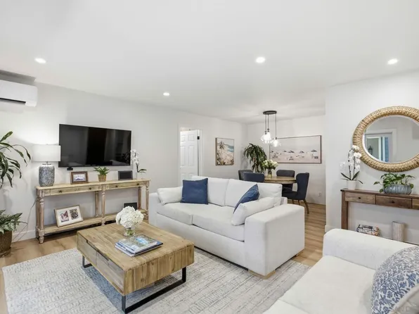 858 E Ave, Coronado, CA 92118