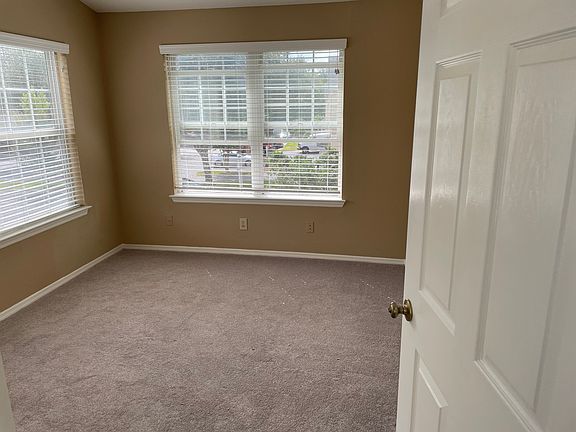 5th image of 13810 N Sutton Park Dr Unit 420
