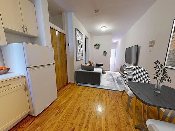 2nd image of 525 E 83rd St #3E2