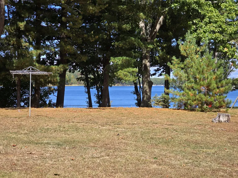 49 Riverview Dr #A — Photo 8