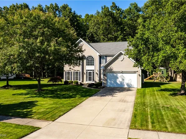 34004 Hickory Ct, Avon, OH 44011