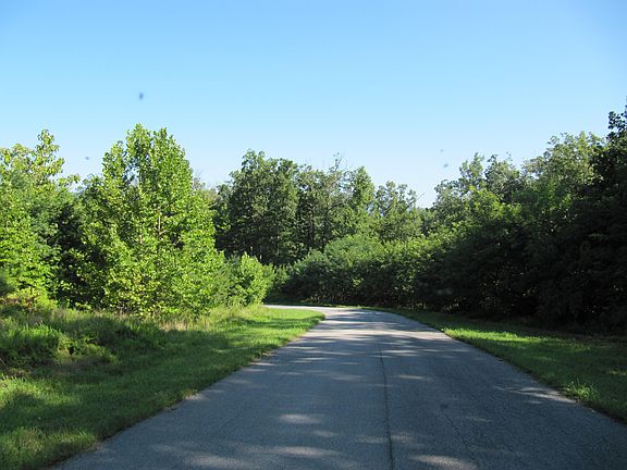 5th image of 6515 Hidden Falls Dr