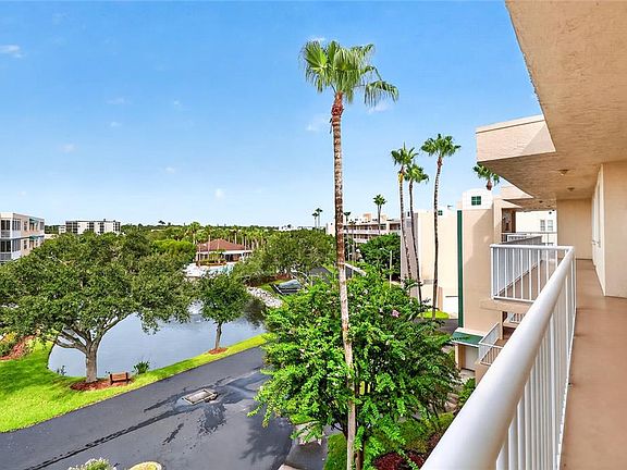 4th image of 6251 SHORELINE DRIVE #2301