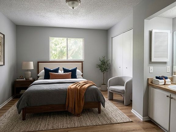 4th image of 5144 Westchase Ct APT 1